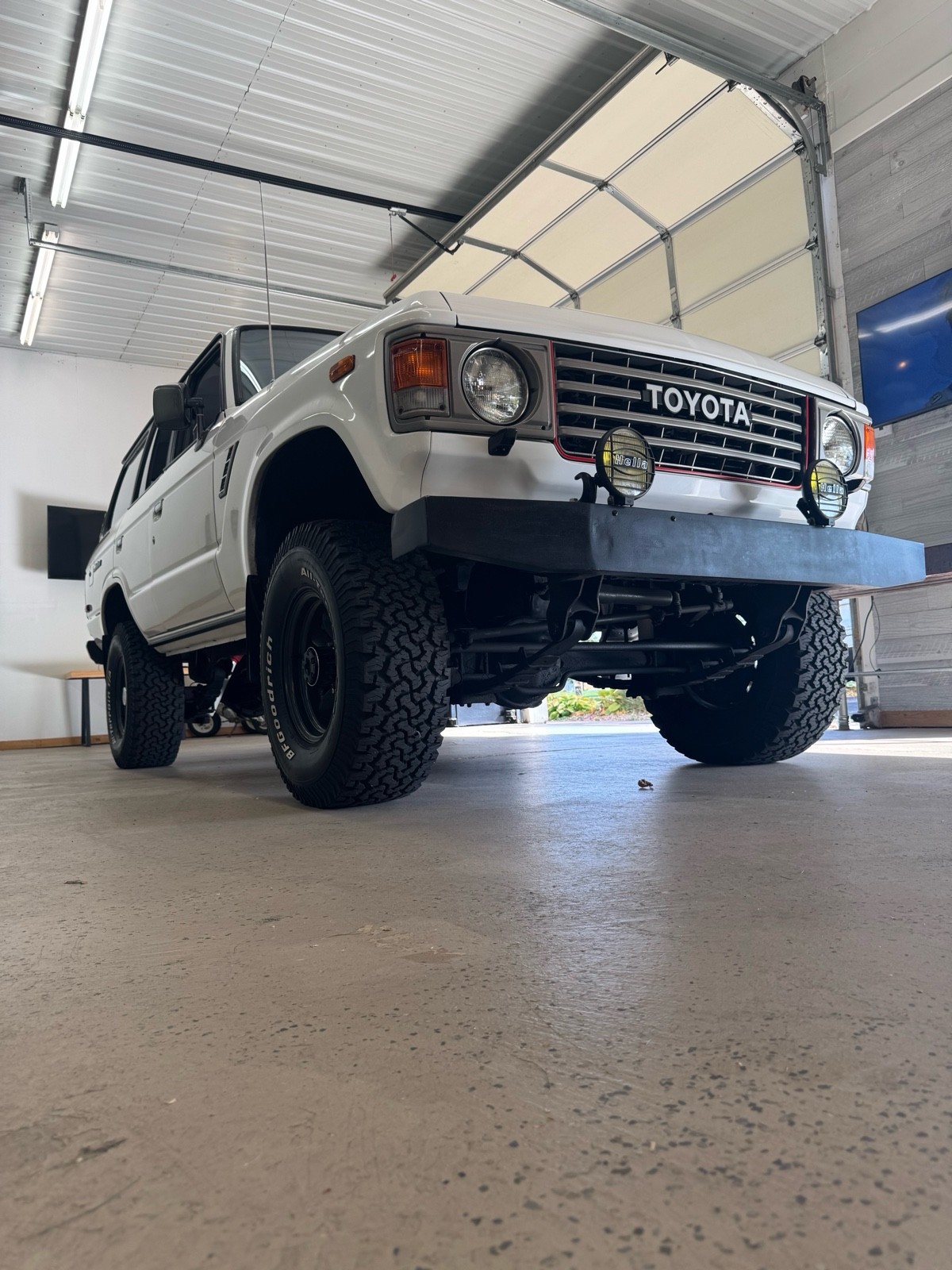 Toyota-Land-Cruiser-1987-3