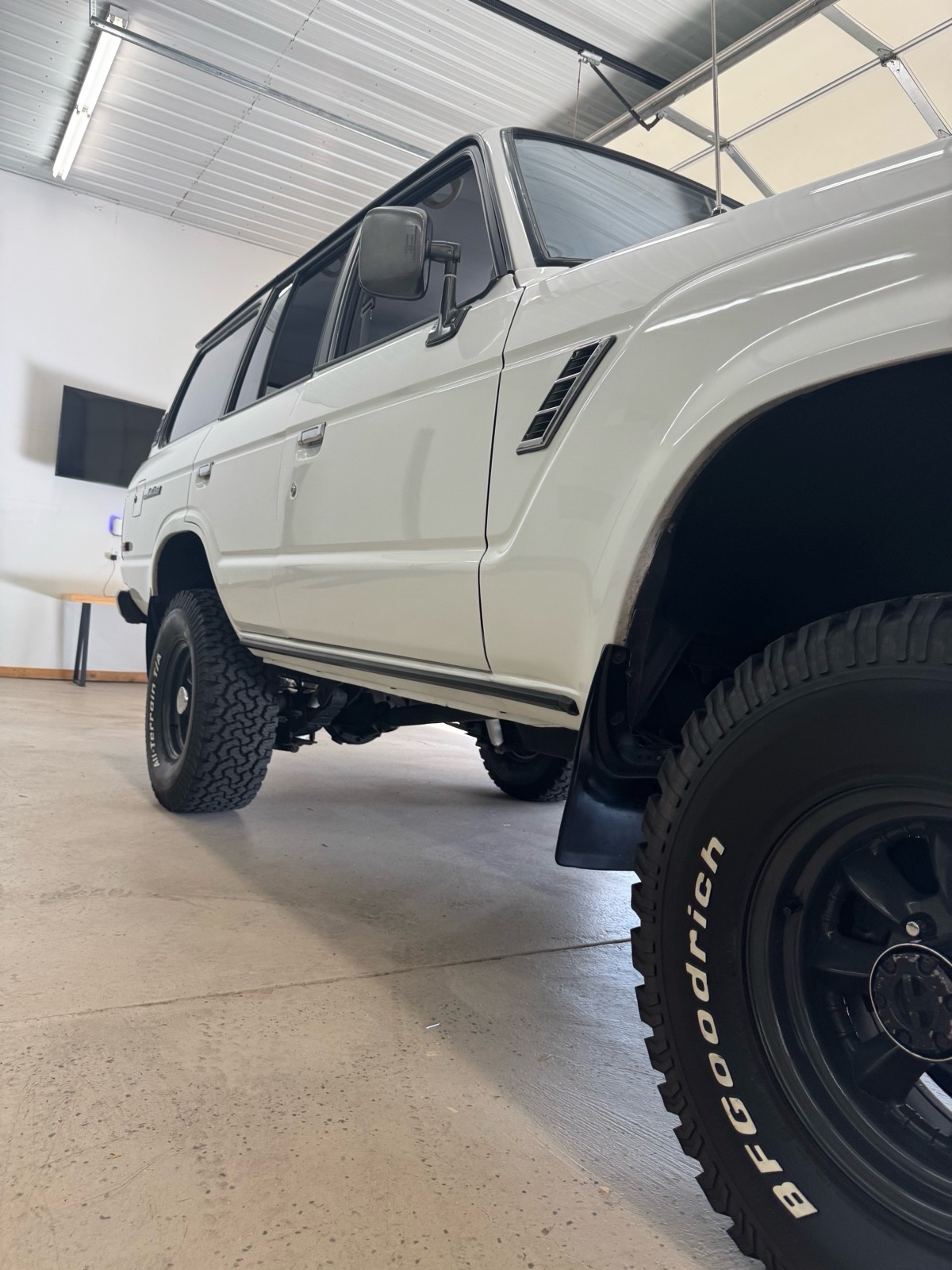 Toyota-Land-Cruiser-1987-8