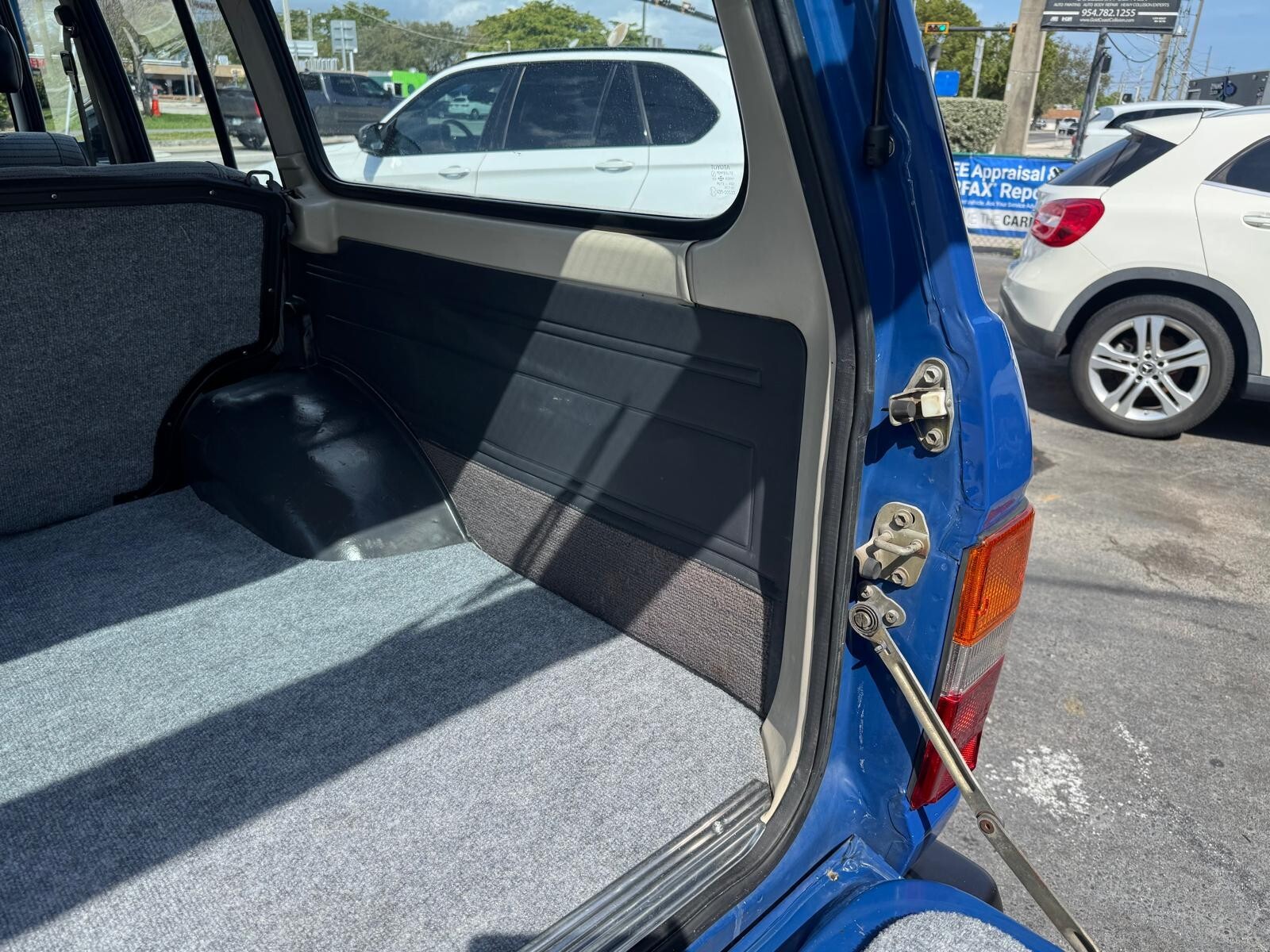 Toyota-Land-Cruiser-1987-SUV-20