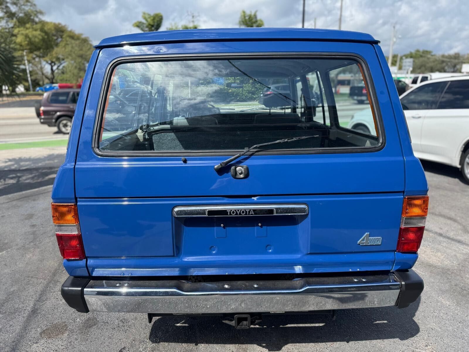 Toyota-Land-Cruiser-1987-SUV-7
