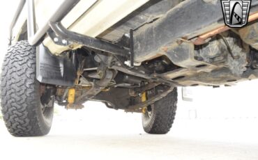 Toyota-Land-Cruiser-1990-pickup-13