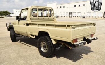 Toyota-Land-Cruiser-1990-pickup-37