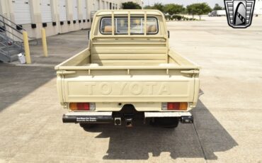 Toyota-Land-Cruiser-1990-pickup-39