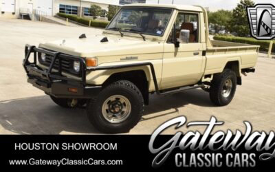 Toyota Land Cruiser 1990 pickup