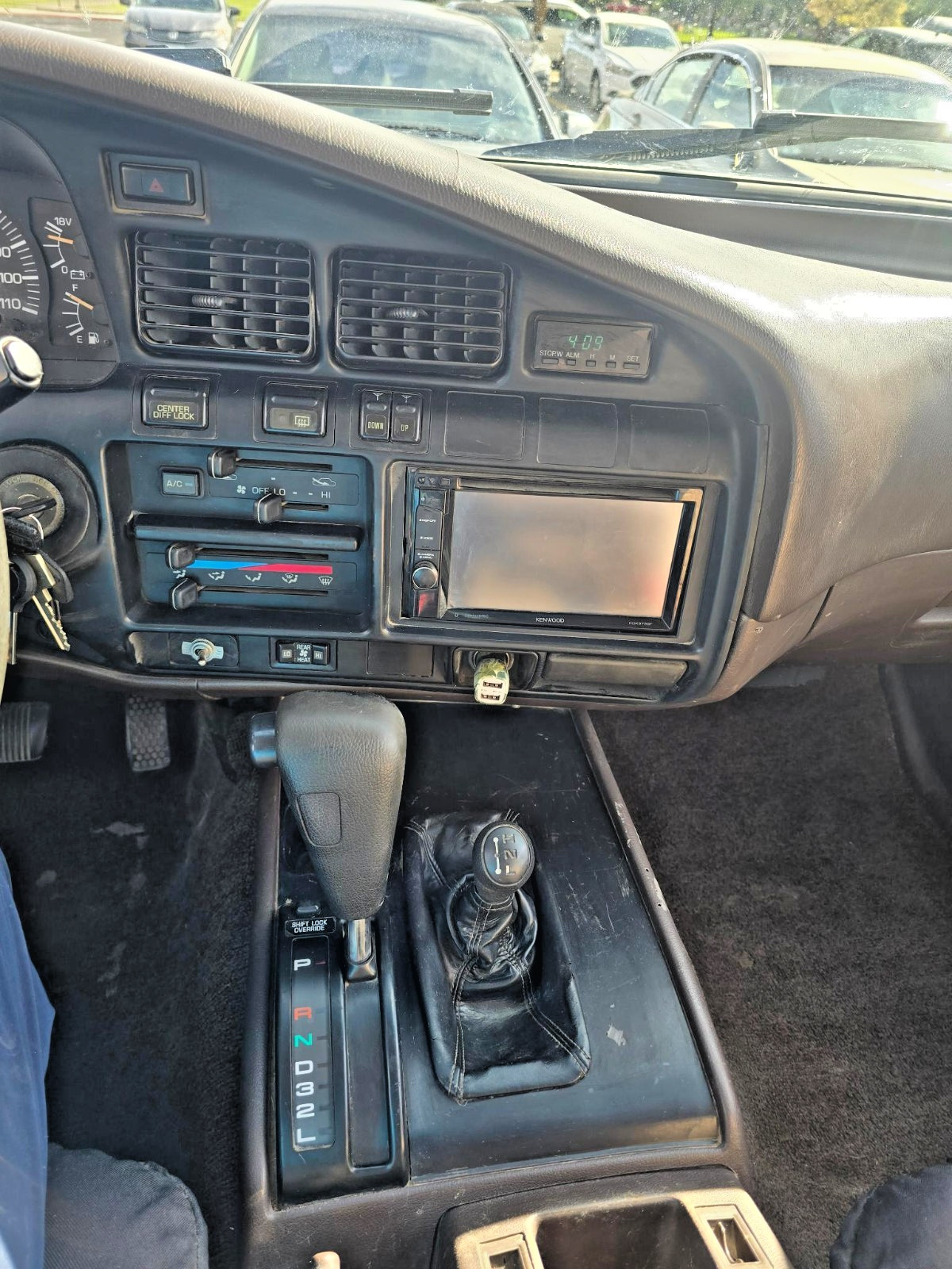Toyota-Land-Cruiser-1991-SUV-13