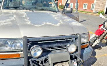 Toyota-Land-Cruiser-1991-SUV-2