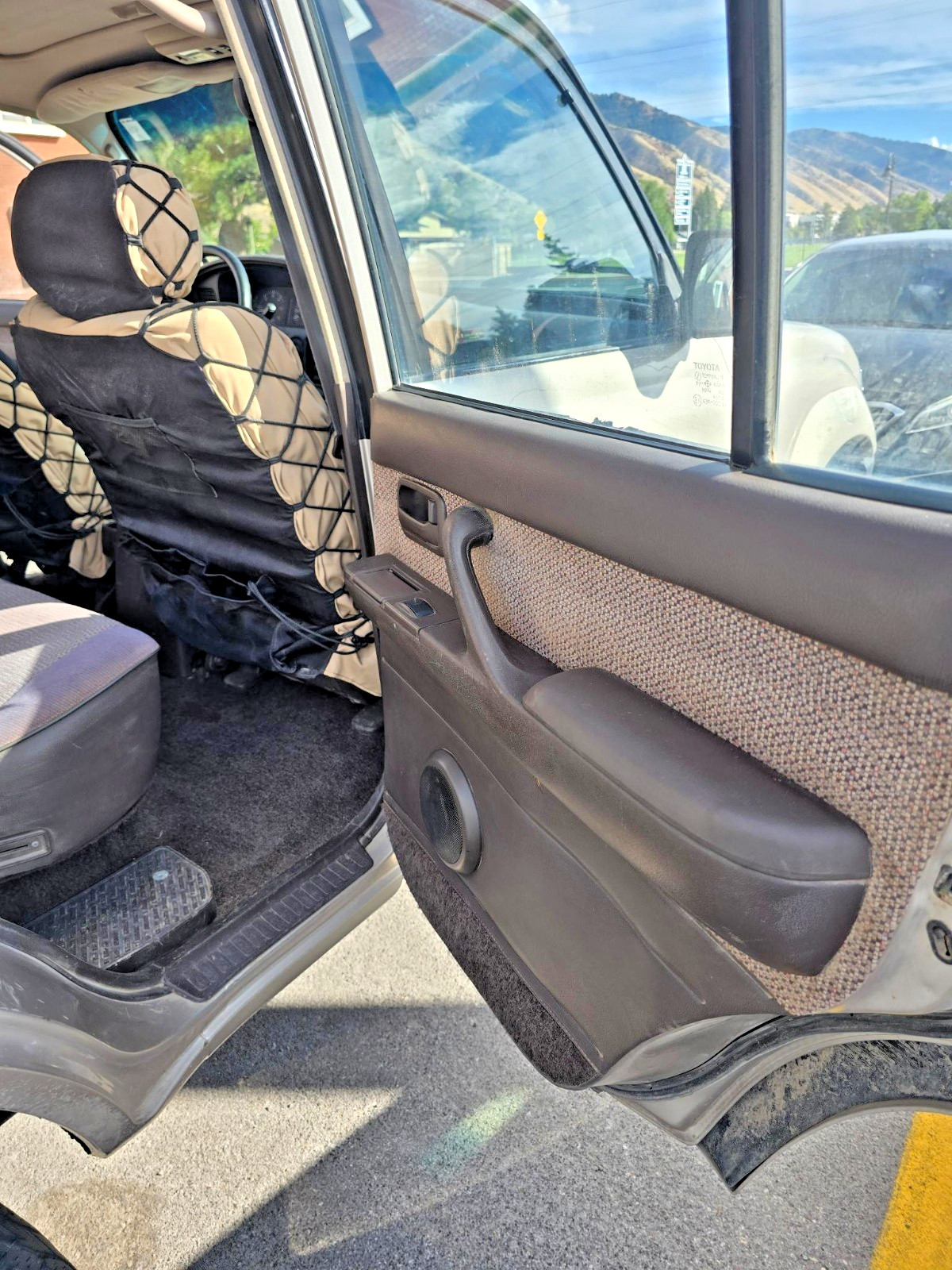 Toyota-Land-Cruiser-1991-SUV-9