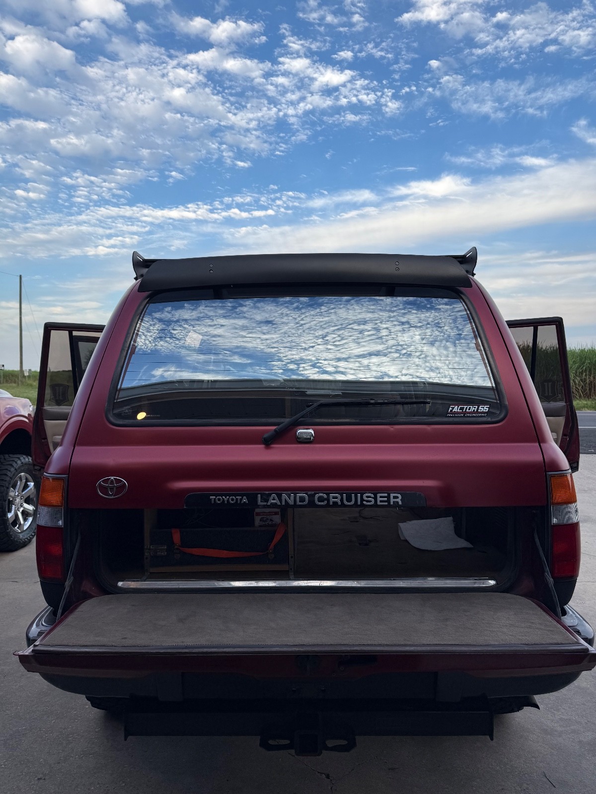 Toyota-Land-Cruiser-1995-SUV-26