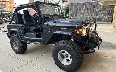 Toyota-Land-Cruiser-40-1977-SUV