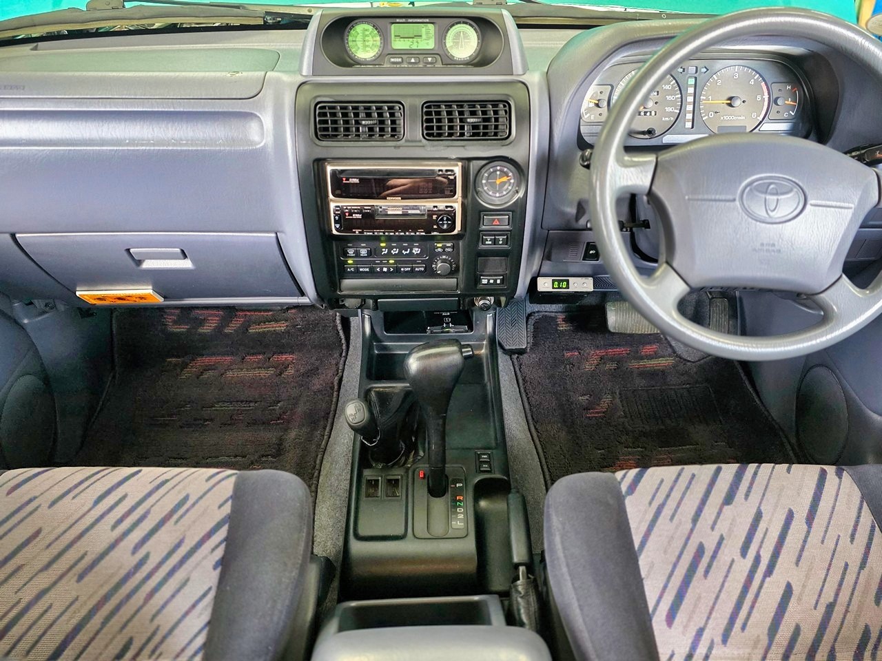 Toyota-Land-Cruiser-Prado-1996-SUV-19