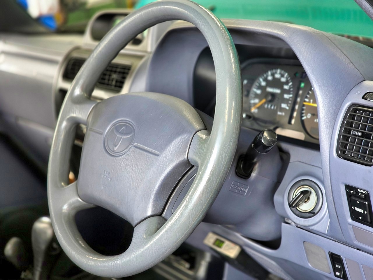 Toyota-Land-Cruiser-Prado-1996-SUV-22