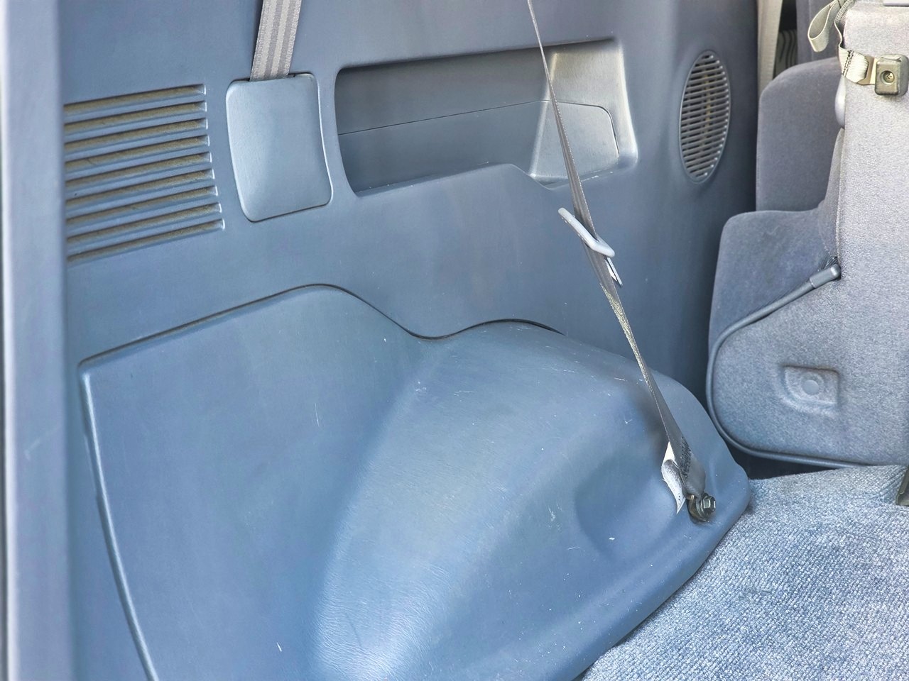 Toyota-Land-Cruiser-Prado-1996-SUV-30