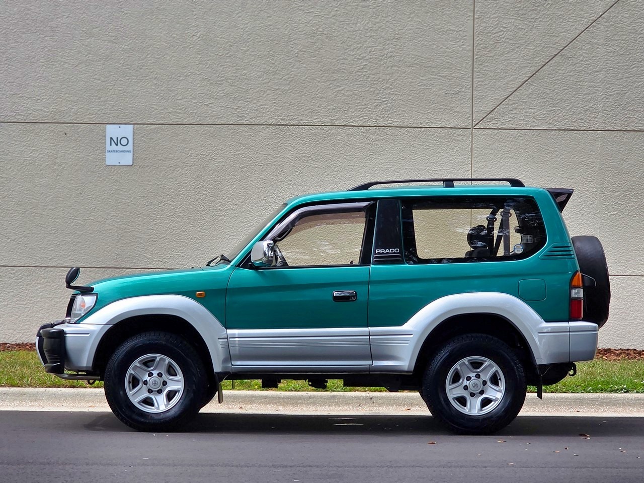 Toyota-Land-Cruiser-Prado-1996-SUV-6