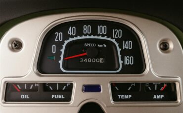 Toyota-Land-cruiser-1980-Green-Black-and-Green-12