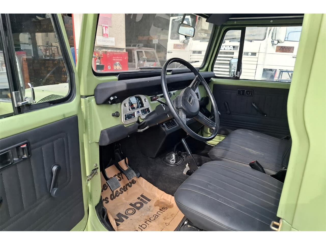 Toyota-Land-cruiser-1980-Green-Black-and-Green-8