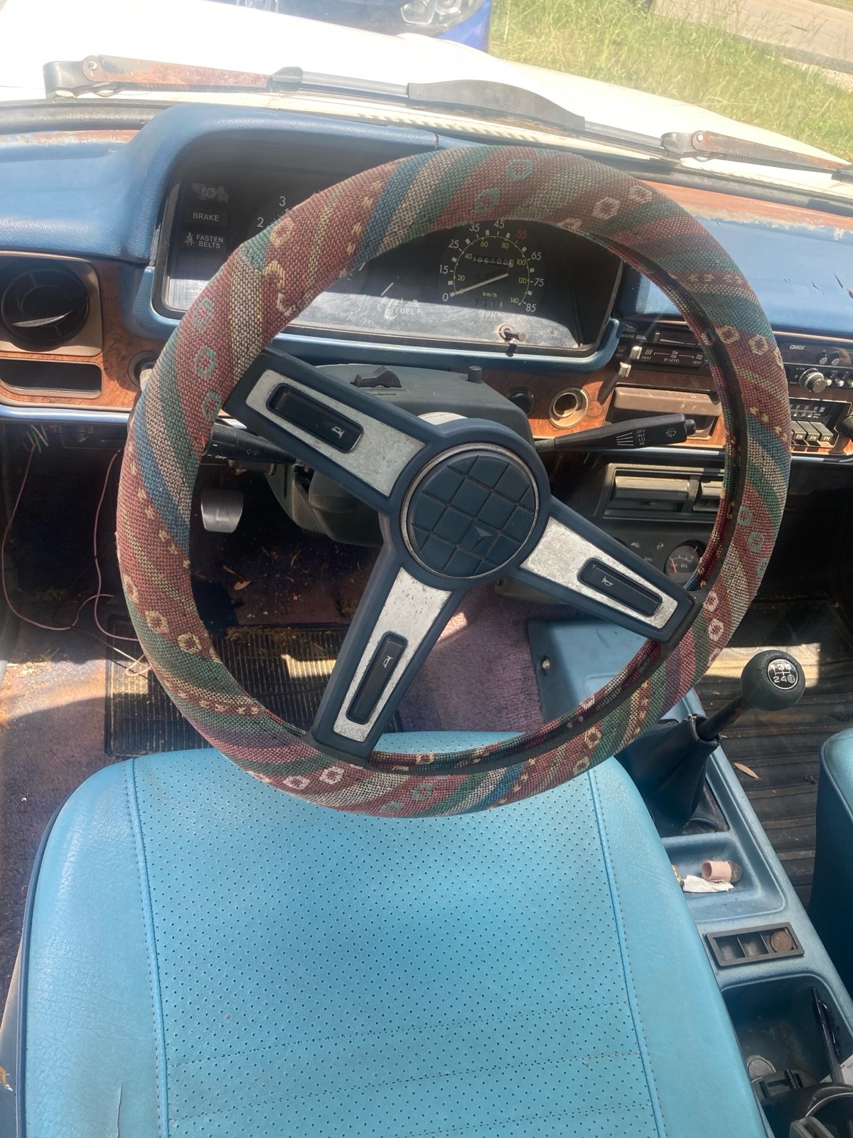 Toyota-Pickup-1982-4