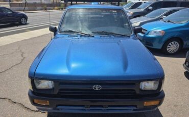 Toyota-Pickup-1995-Standard-Cab-Pickup-1