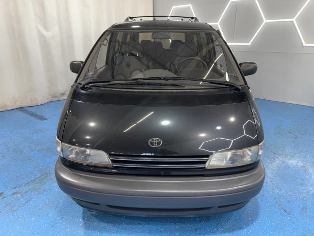Toyota-Previa-1995-Passenger-2