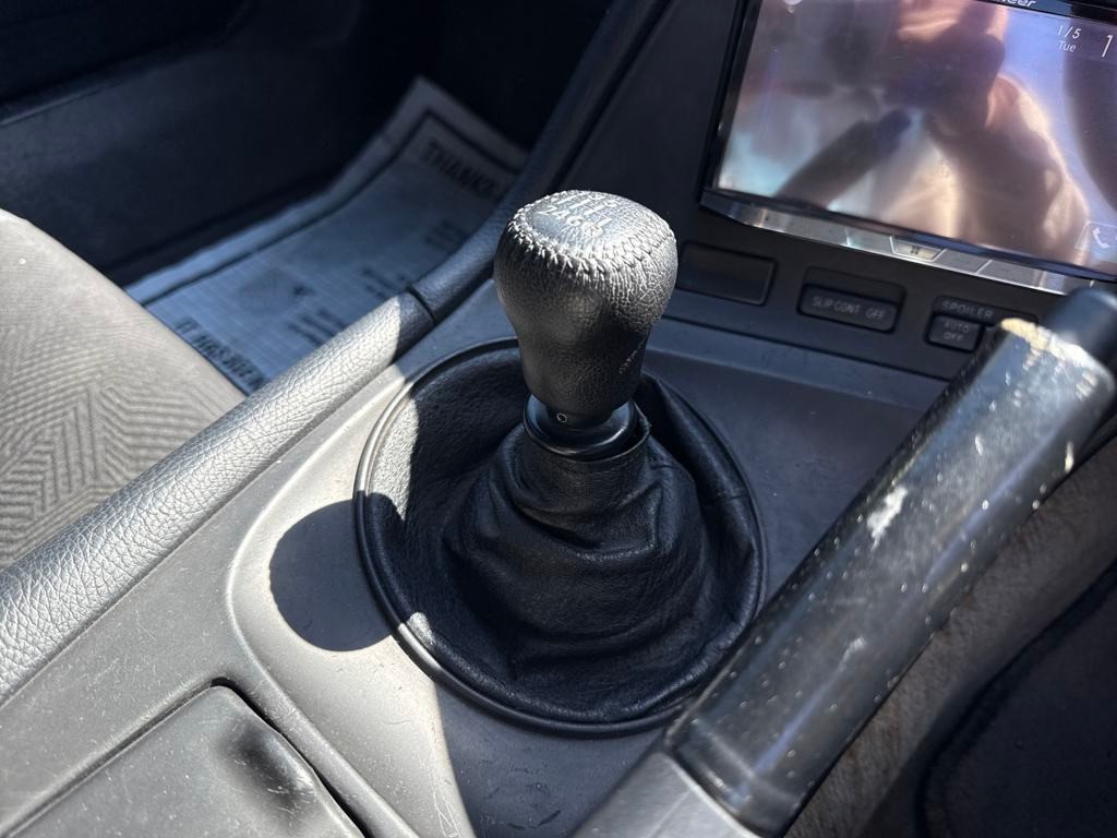 Toyota-Supra-1993-Hatchback-19