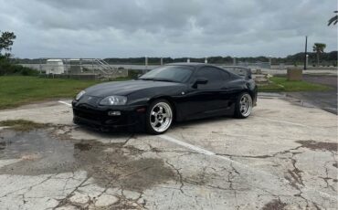 Toyota-Supra-1995-Coupe-1