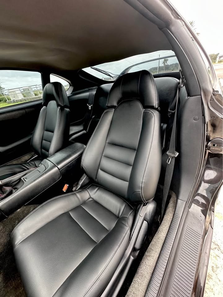 Toyota-Supra-1995-Coupe-17