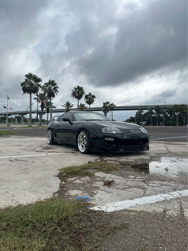 Toyota-Supra-1995-Coupe-5