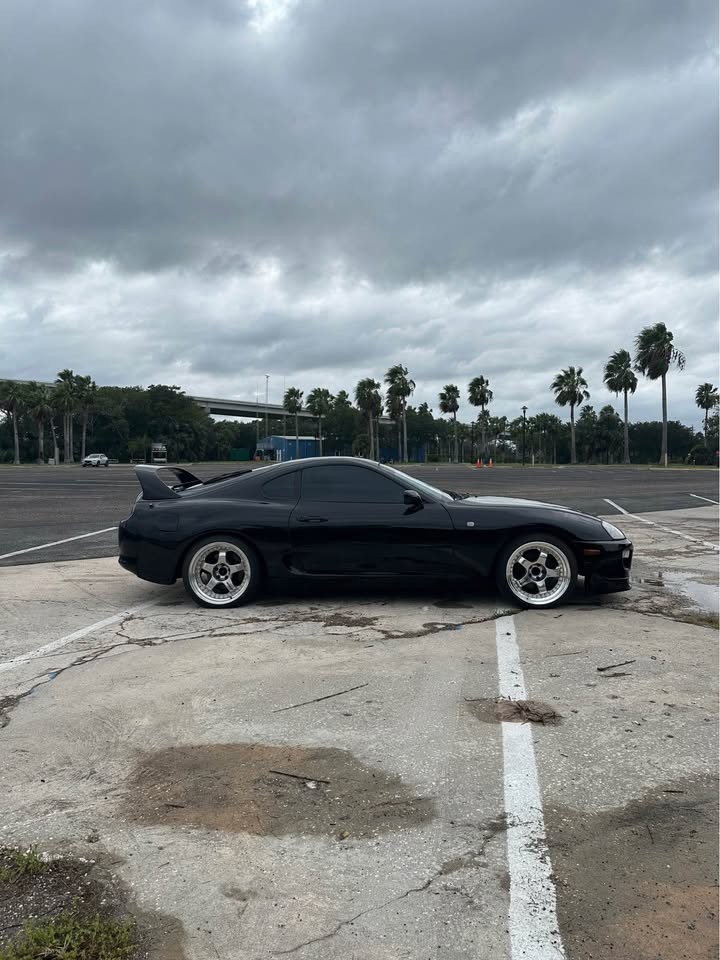 Toyota-Supra-1995-Coupe-6