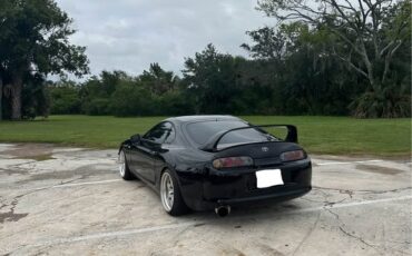 Toyota-Supra-1995-Coupe-7