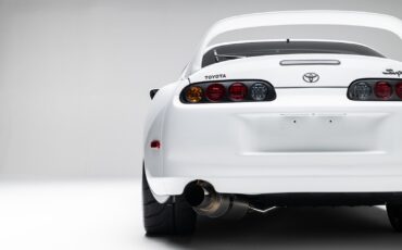 Toyota-Supra-Turbo-1994-Hatchback-10
