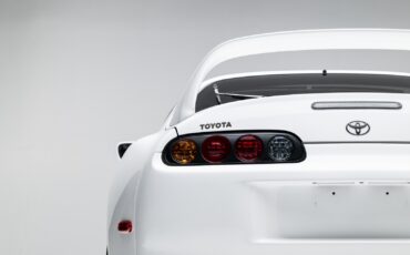 Toyota-Supra-Turbo-1994-Hatchback-11