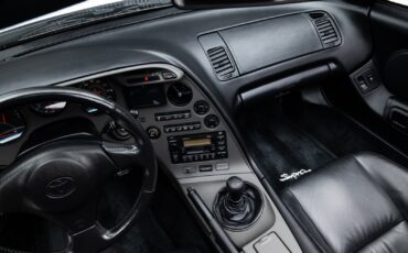 Toyota-Supra-Turbo-1994-Hatchback-31