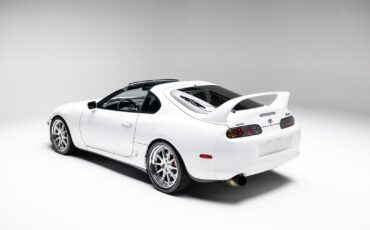 Toyota-Supra-Turbo-1994-Hatchback-7