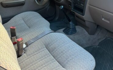 Toyota-Tacoma-1996-Standard-Cab-Pickup-3