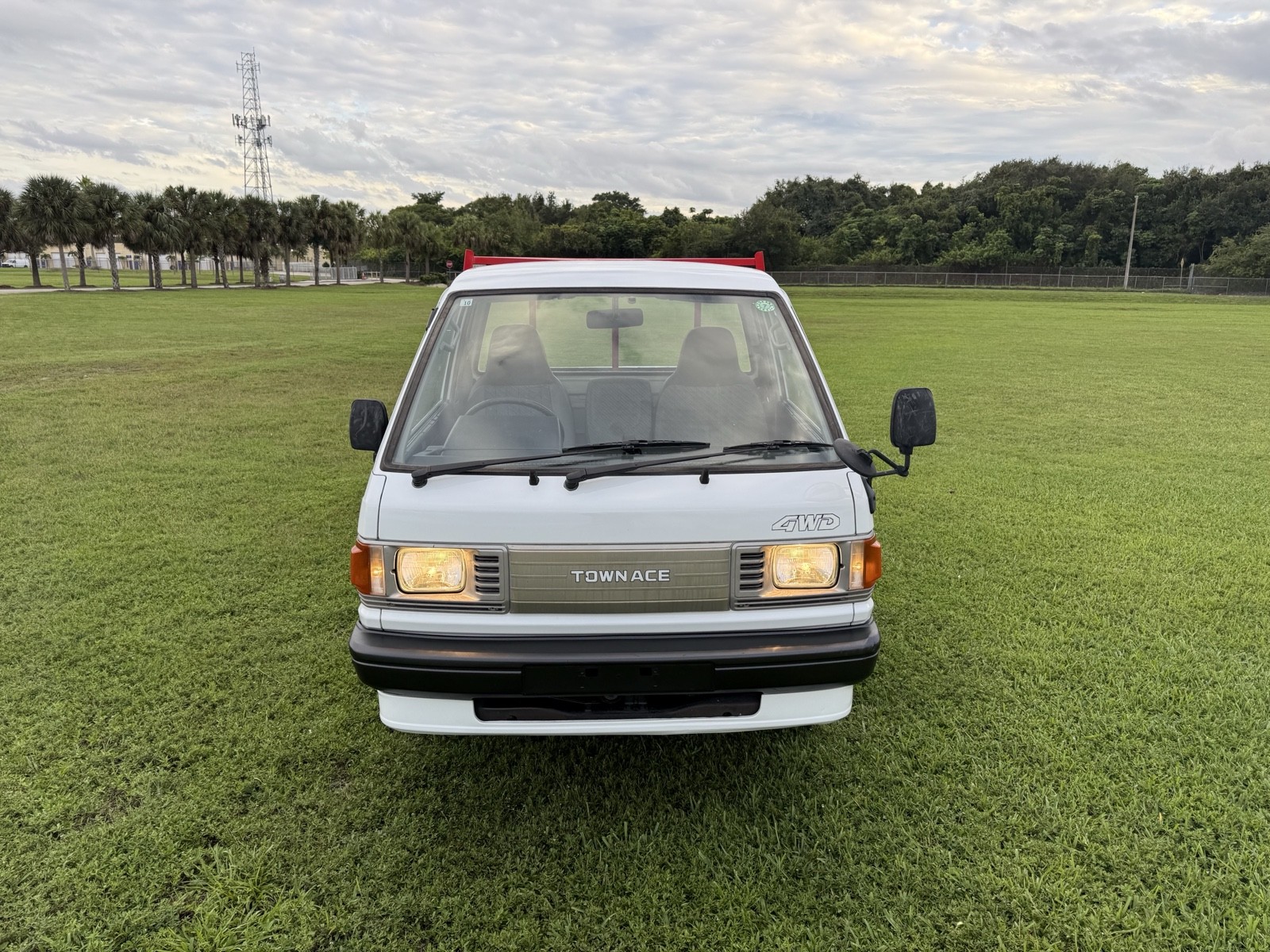 Toyota-Town-Ace-1995-1