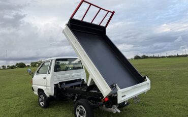 Toyota-Town-Ace-1995-11