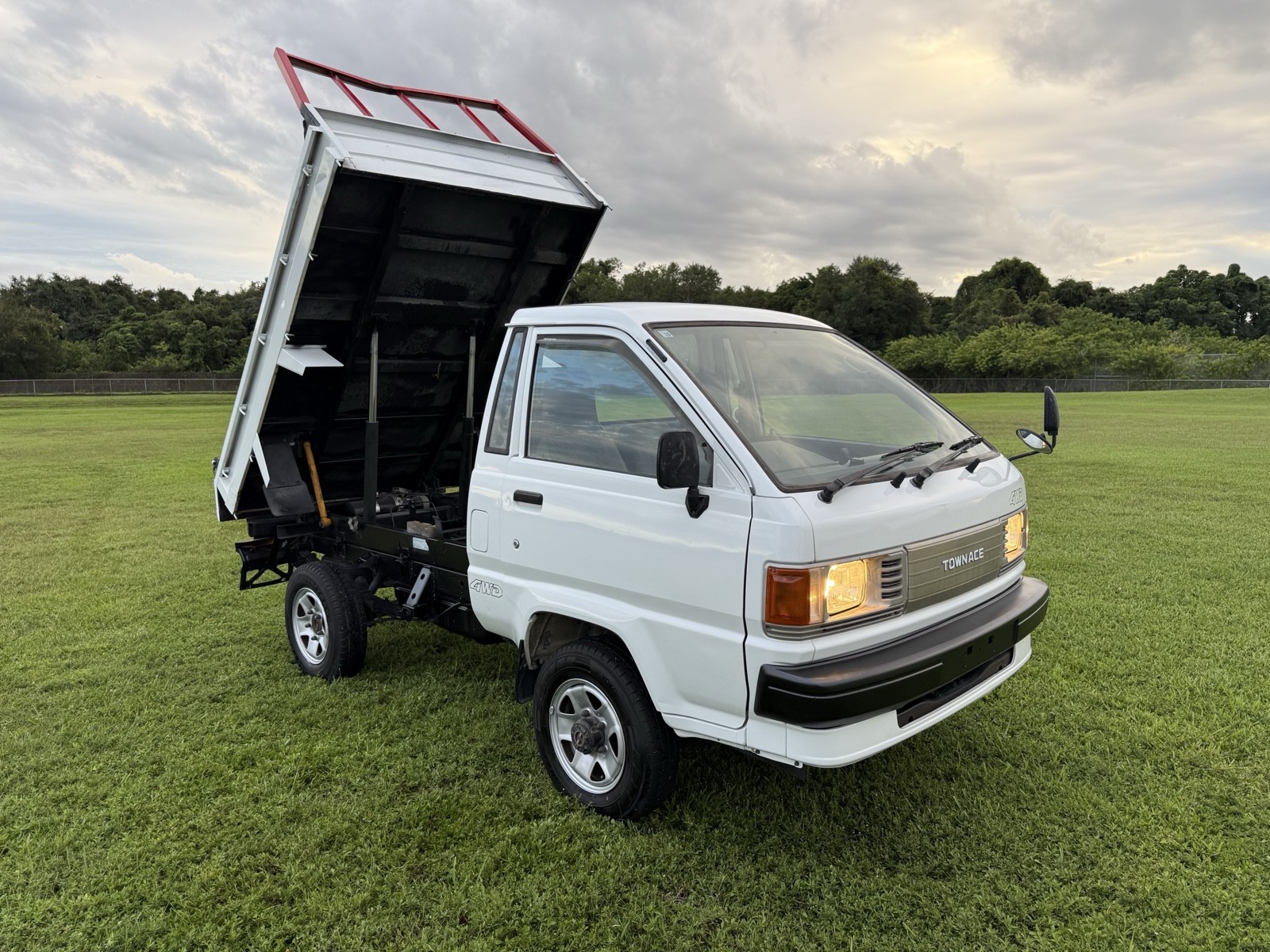 Toyota-Town-Ace-1995-14