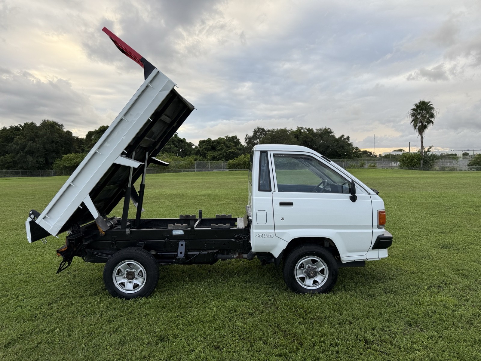 Toyota-Town-Ace-1995-15