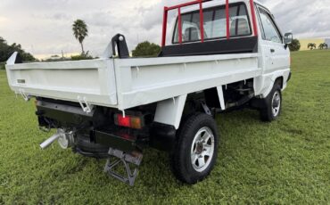 Toyota-Town-Ace-1995-18