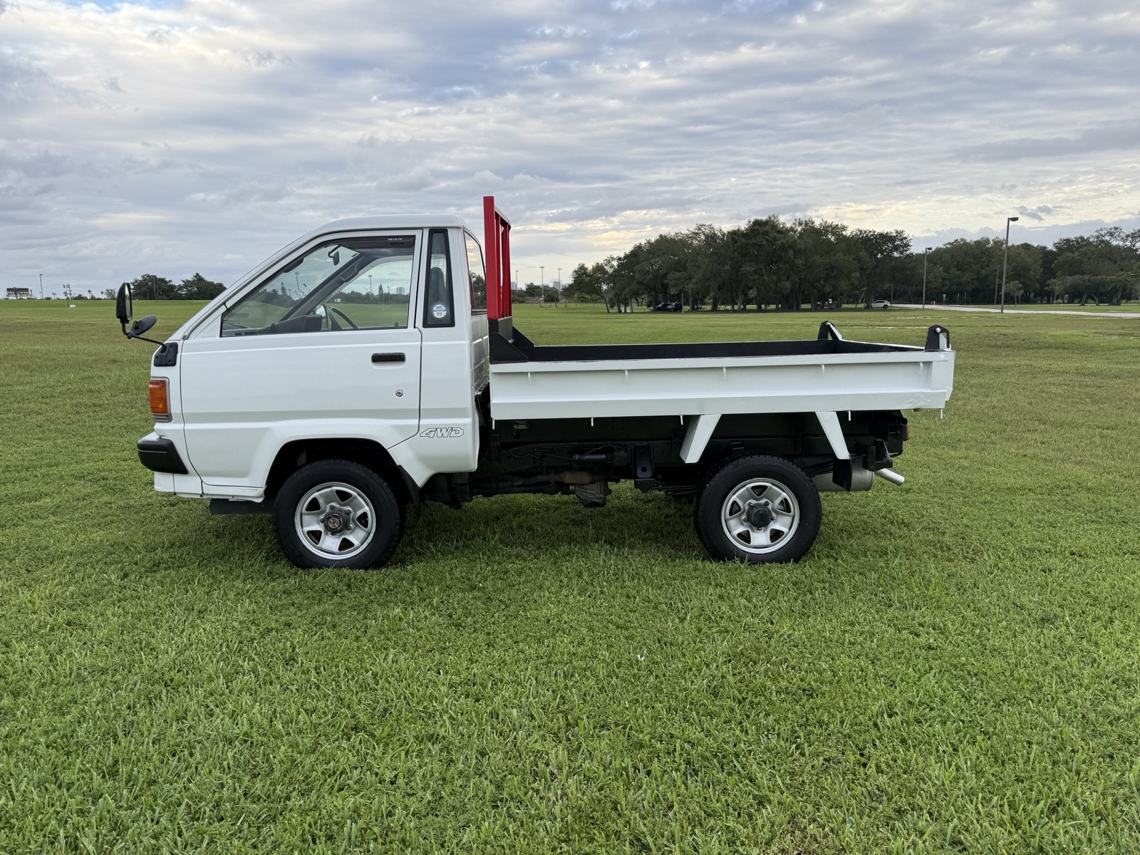 Toyota-Town-Ace-1995-2