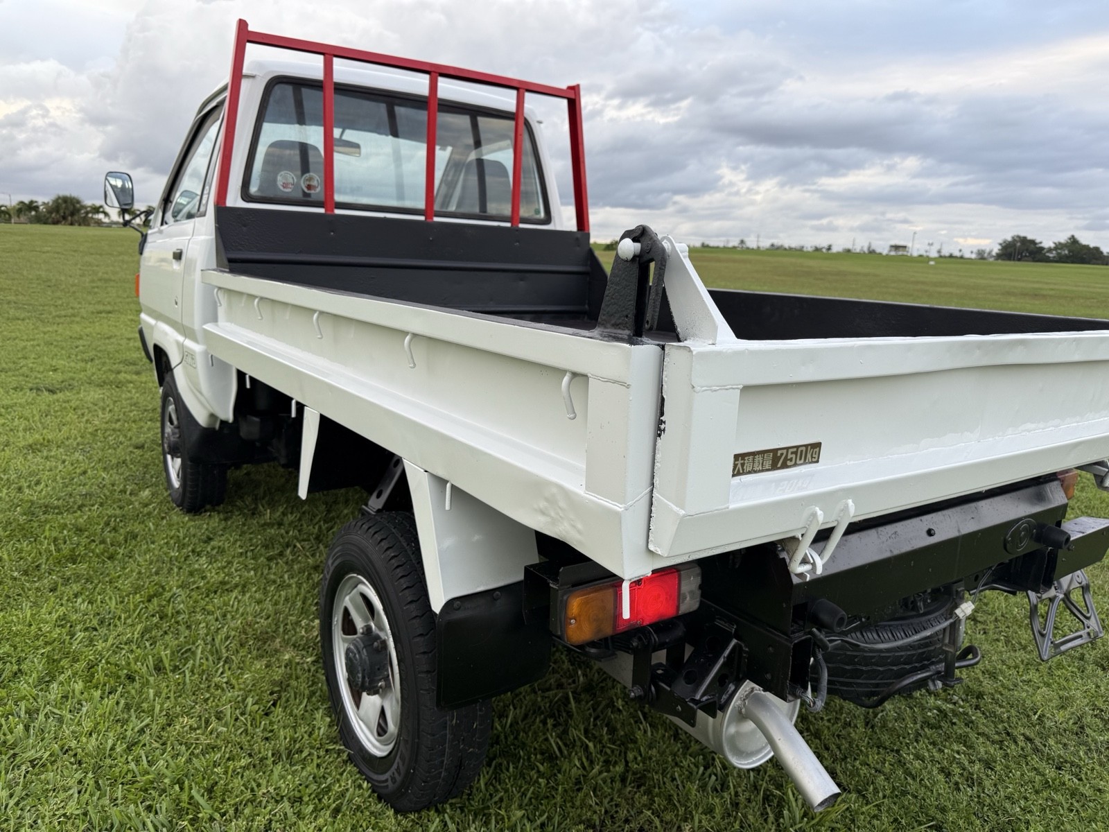 Toyota-Town-Ace-1995-24