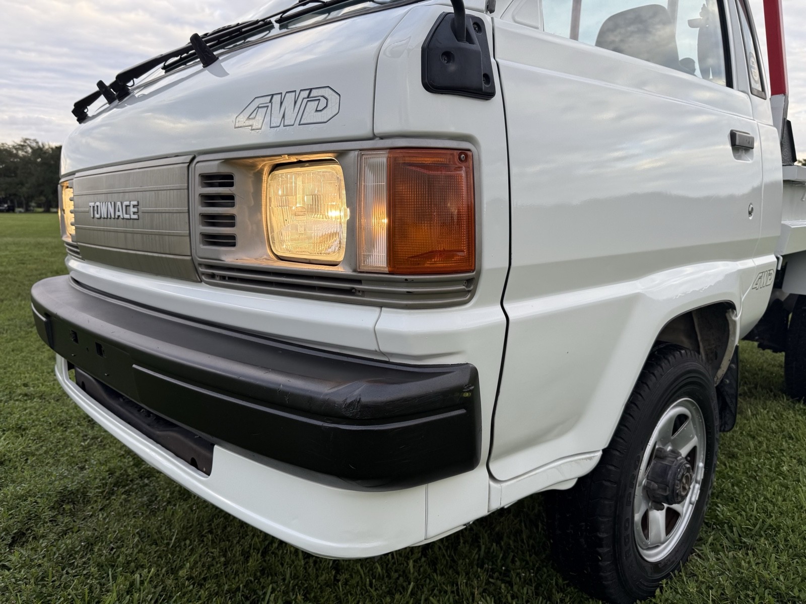 Toyota-Town-Ace-1995-28