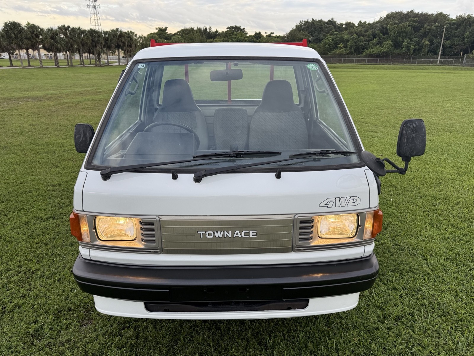 Toyota-Town-Ace-1995-30