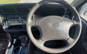 Toyota-VW-EUVROVAN-MAZDA-BONGO-FRIENDEE-PREVIA-ESTIMA-1994-Minivan-18
