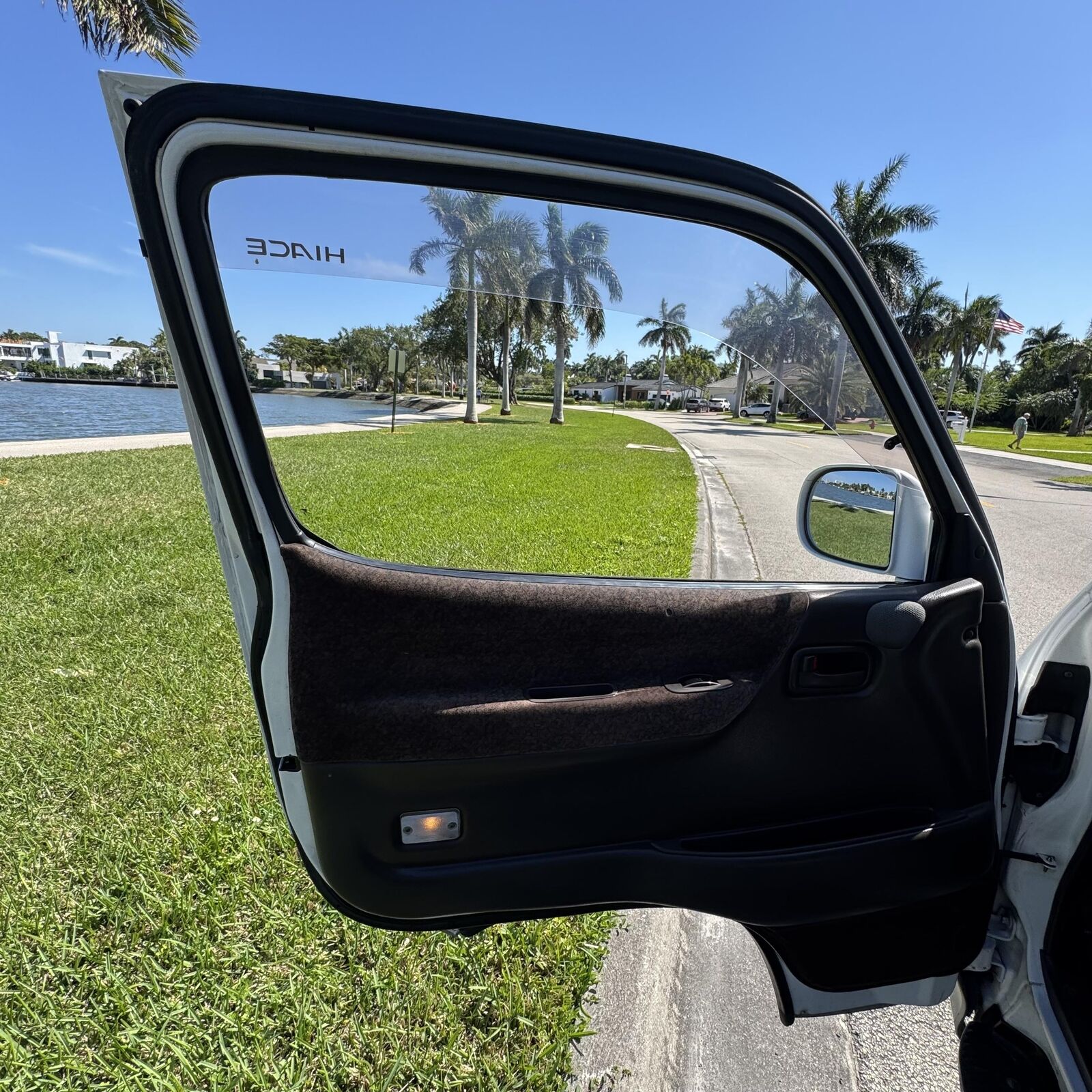 Toyota-VW-EUVROVAN-PREVIA-SIENNA-PRADO-LAND-CRUISER-1995-Minivan-15