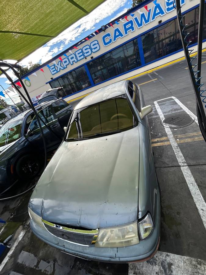 Toyota-avalon-1995-1