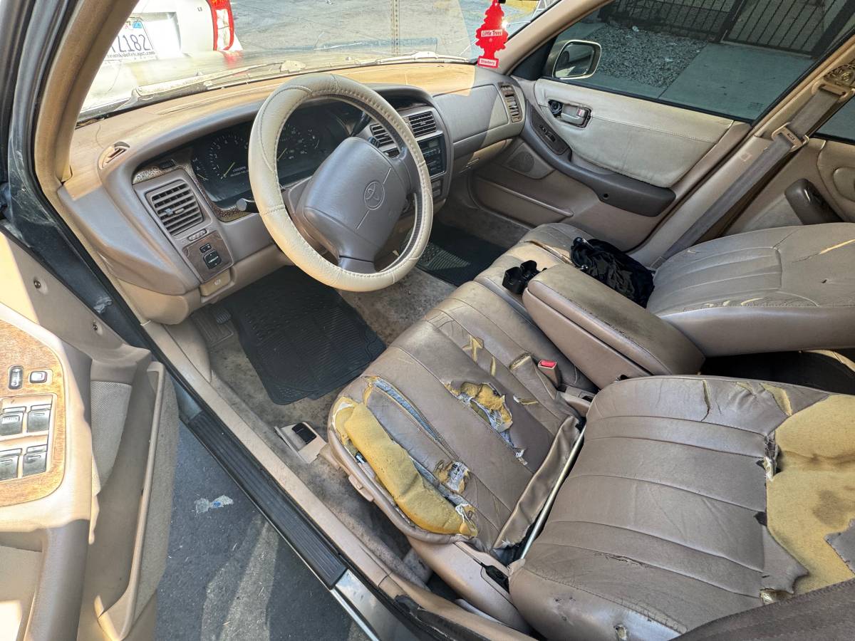 Toyota-avalon-1995-7