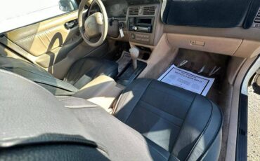 Toyota-avalon-1996-white-12