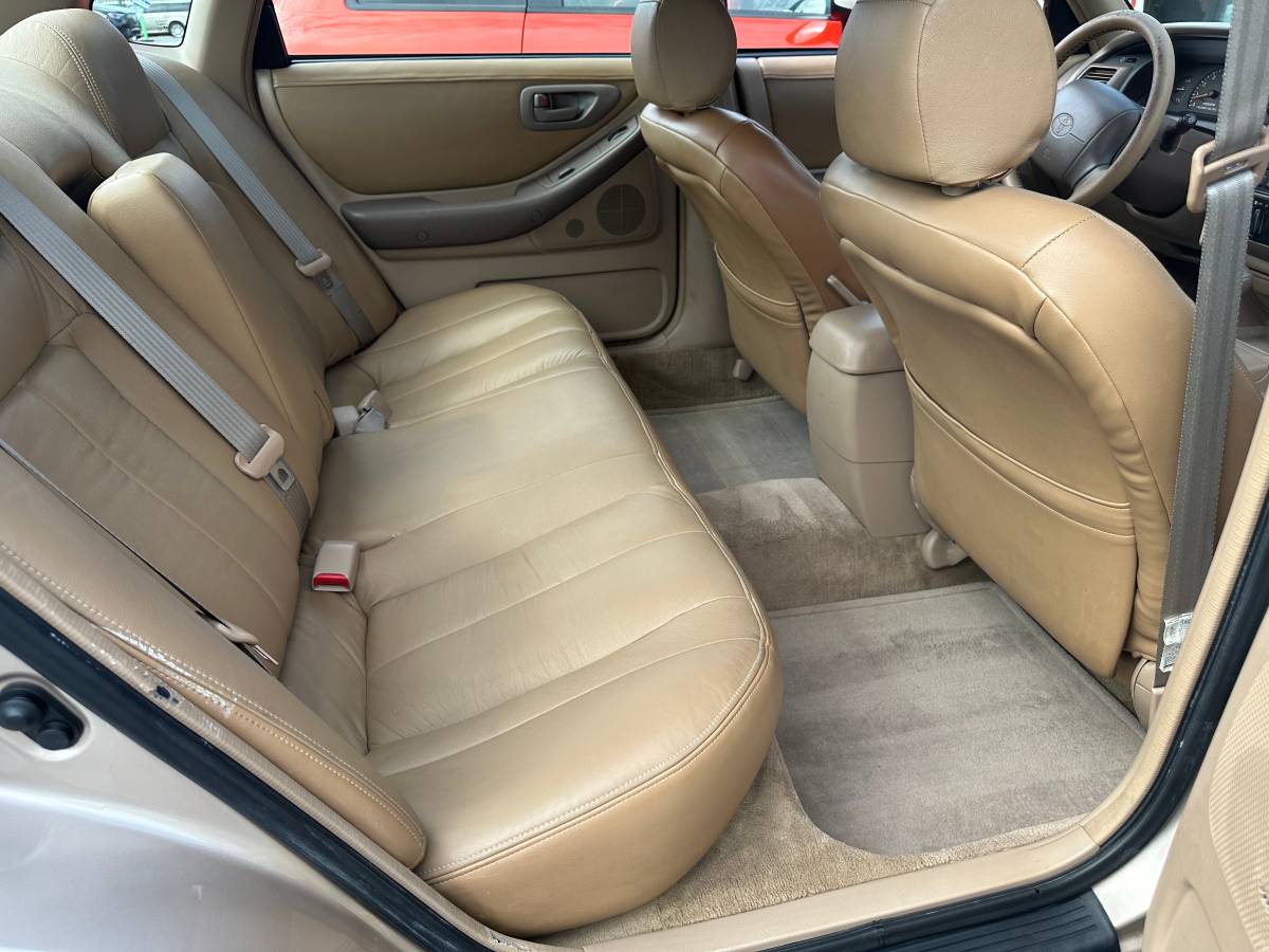 Toyota-avalon-xl-1996-11