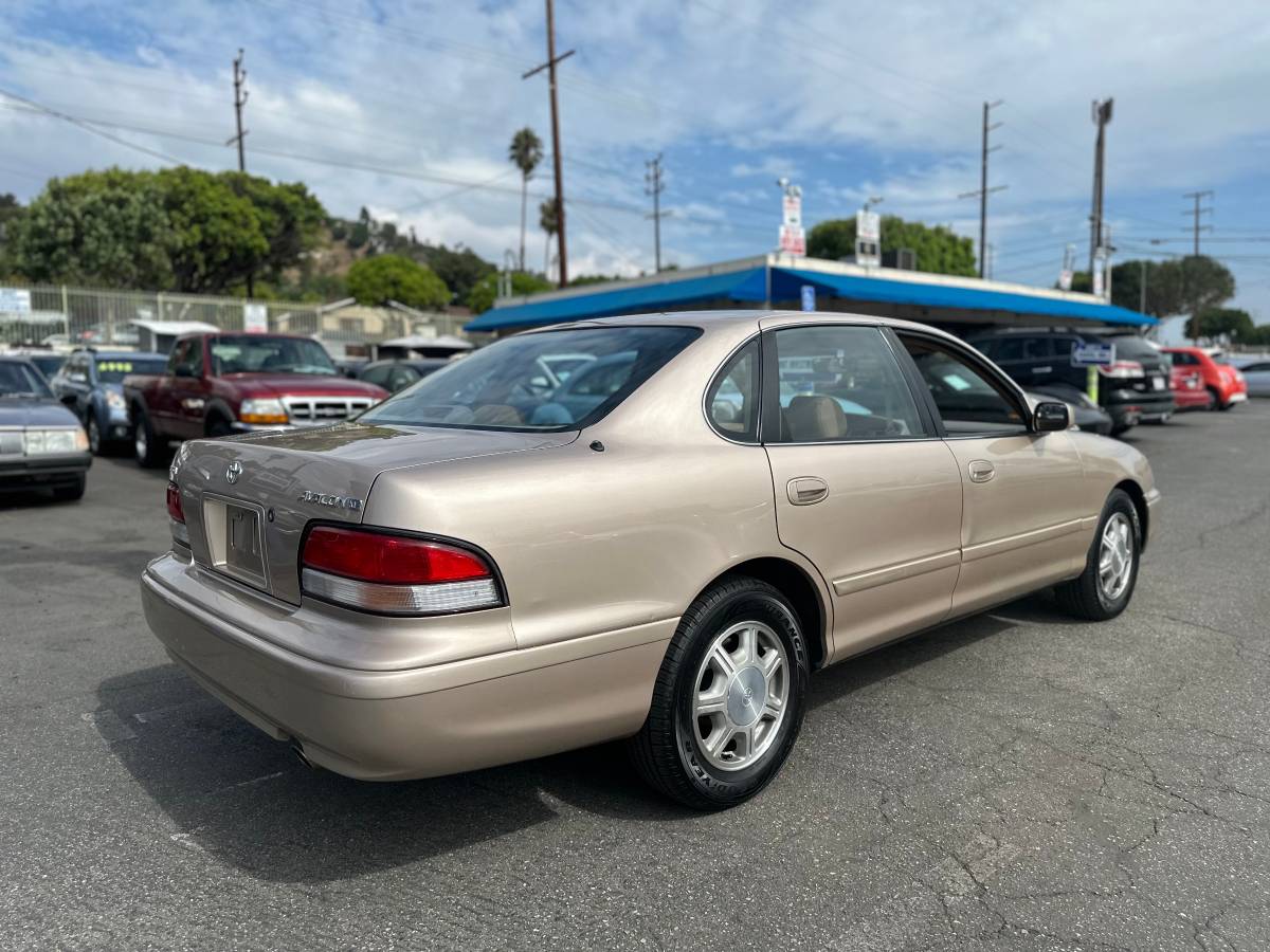 Toyota-avalon-xl-1996-3