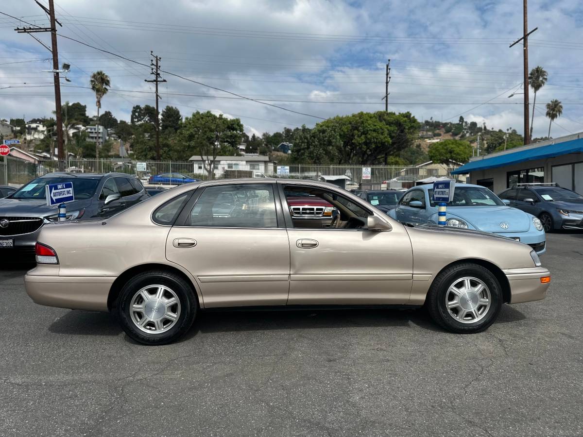 Toyota-avalon-xl-1996-6